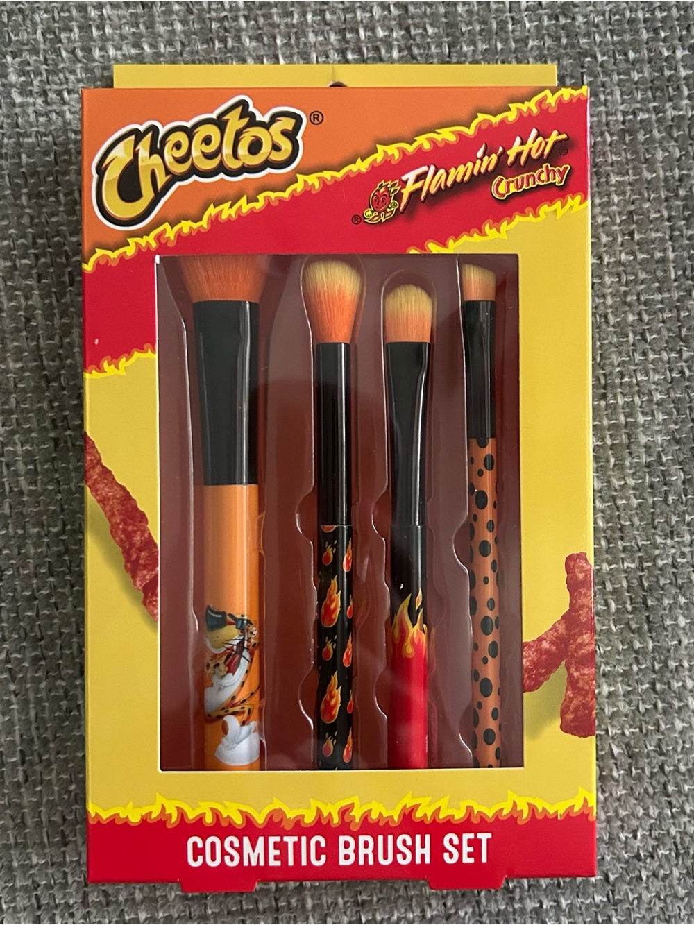 Cheetos Brush Set